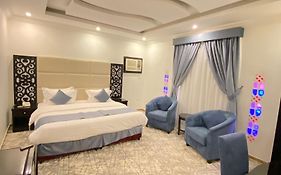 City Center Plaza Aparthotel